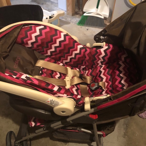 Travel System - Picture 3 of 8